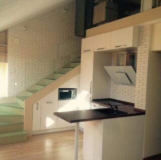 [:ru]лестница из стекла в автосалон[:ua]лестница из стекла в салон[:en]лестница из стекла в салон[:]