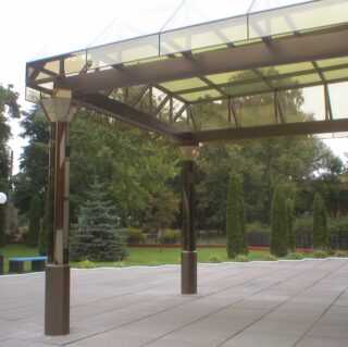 навес из стекла офиса