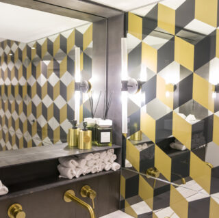 стеклянная перегородка из закаленного стекла