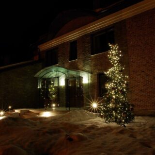 стеклянная прозрачная беседка 