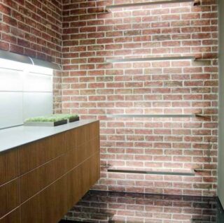 изготовление стеклянных полов